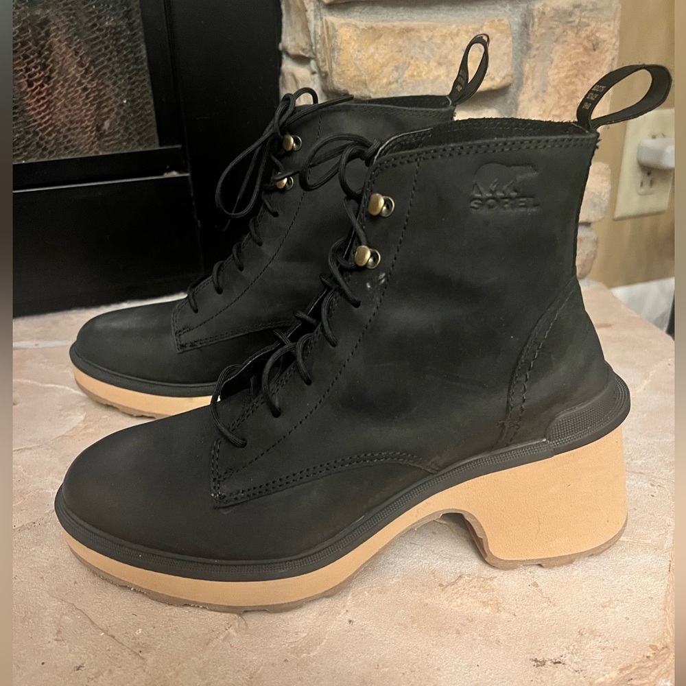 Sorel Women's Hi-Line Lace-Up Lug Combat Boots - Picture 8 of 12